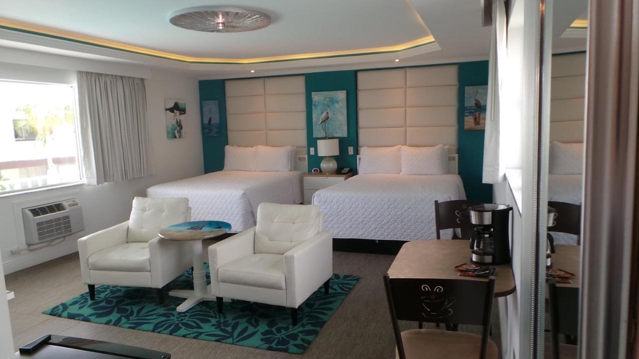 Island House Resort Hotel Сант Пит Бич Экстерьер фото