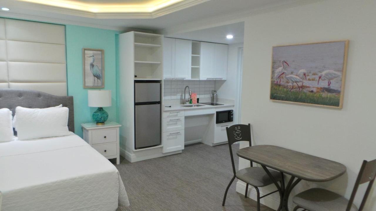 Island House Resort Hotel Сант Пит Бич Экстерьер фото