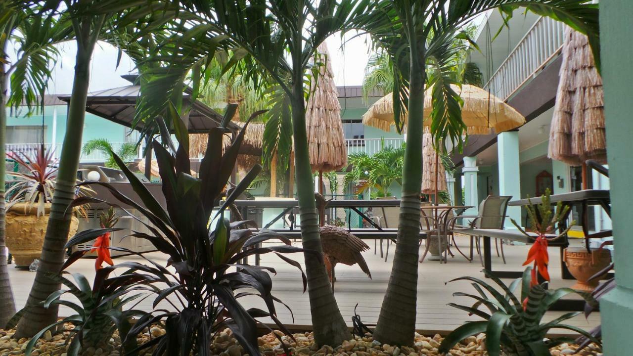 Island House Resort Hotel Сант Пит Бич Экстерьер фото